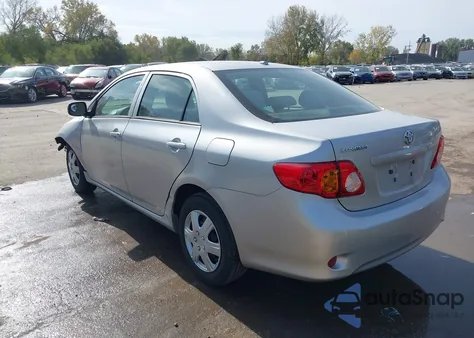 2010 Toyota Corolla Le z USA, uszkodzony, nr VIN 2T1BU4EE9AC277181